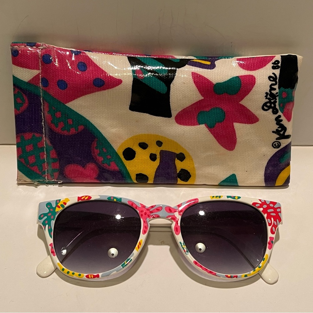 VINTAGE KEN DONE SUNGLASSES & CASE.
